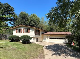 118 N Oak St, Harrison, AR 72601