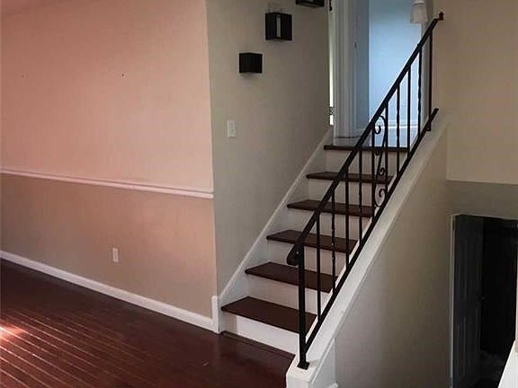 5th image of 193 Meadow Cir