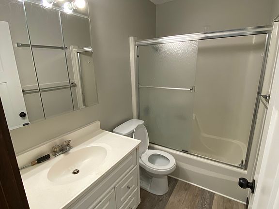5th image of 3426 Coy St #203