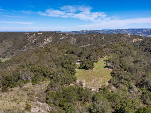 8 Corral Run, Carmel, CA 93923
