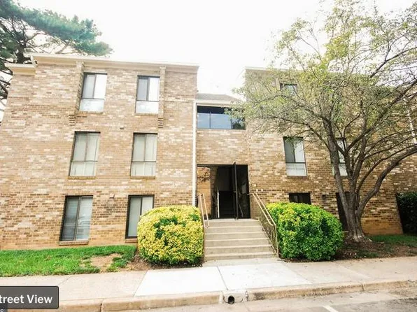2316 Freetown Ct, Reston, VA 20191