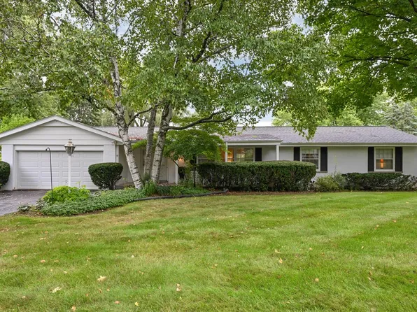 2120 Elm Tree ROAD, Elm Grove, WI 53122