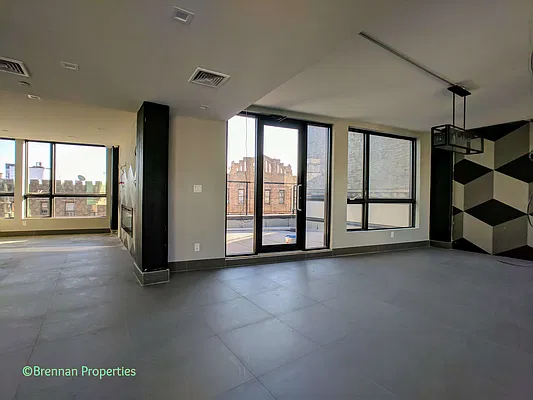 Rented by Manhattan Management LLC | media 73