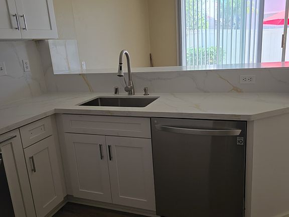 3rd image of 9446 Compass Point Dr S