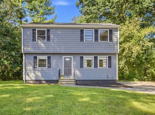 16 Victoria Circle, Pelham, NH 03076