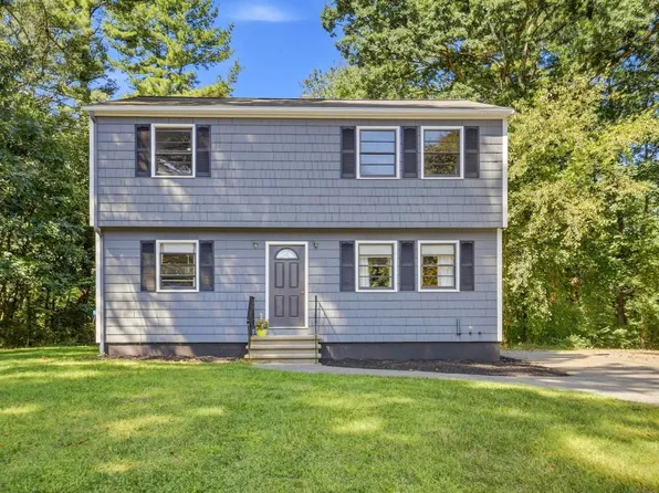 16 Victoria Circle, Pelham, NH 03076