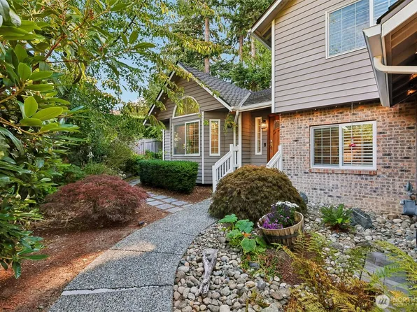 1011 16th Court, Mukilteo, WA 98275