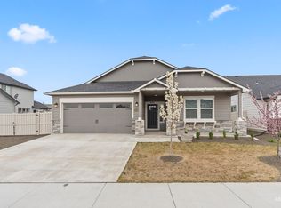 10308 W Trident Ridge Dr, Star, ID 83669