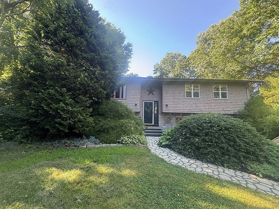 1st image of 36 Mary Lou Ave
