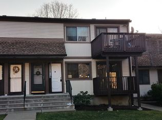 1911A Stonegate Ln, Stanhope, NJ 07874