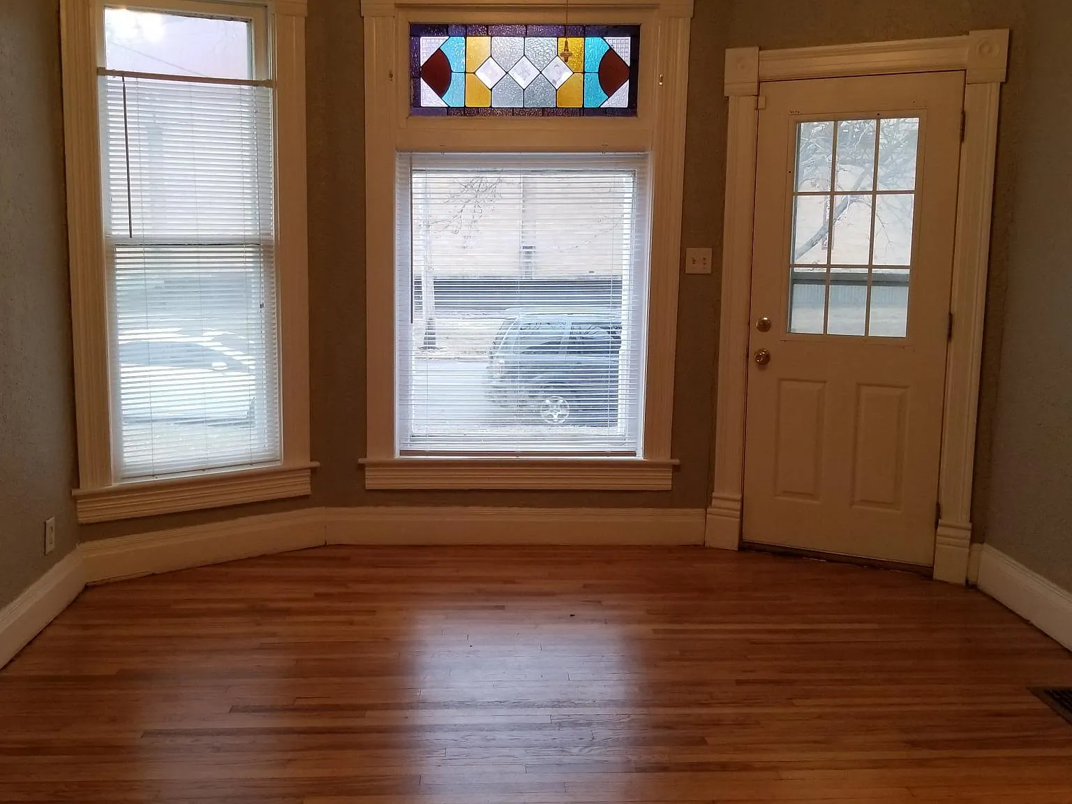 2 bed, 953 sqft, $1,195 — Photo 3