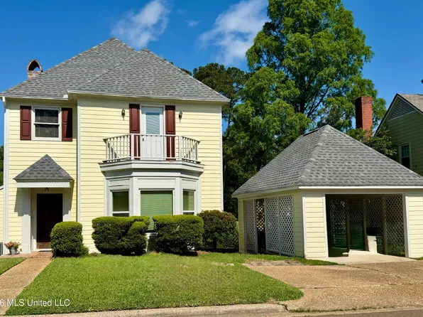 4 Spring Lake Point, Pearl, MS 39208