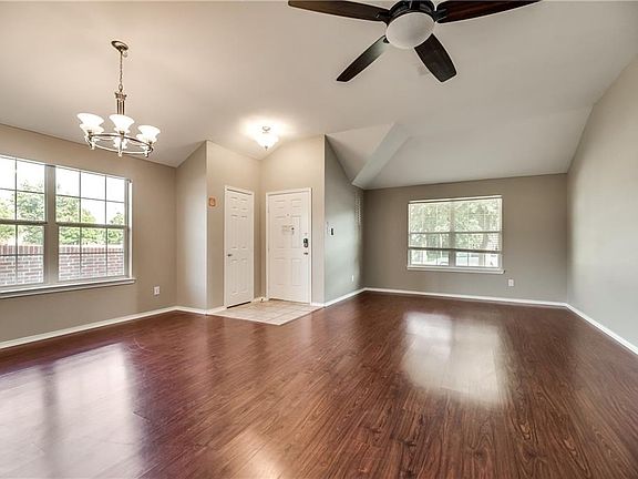 2nd image of 11500 Aspen Creek Dr