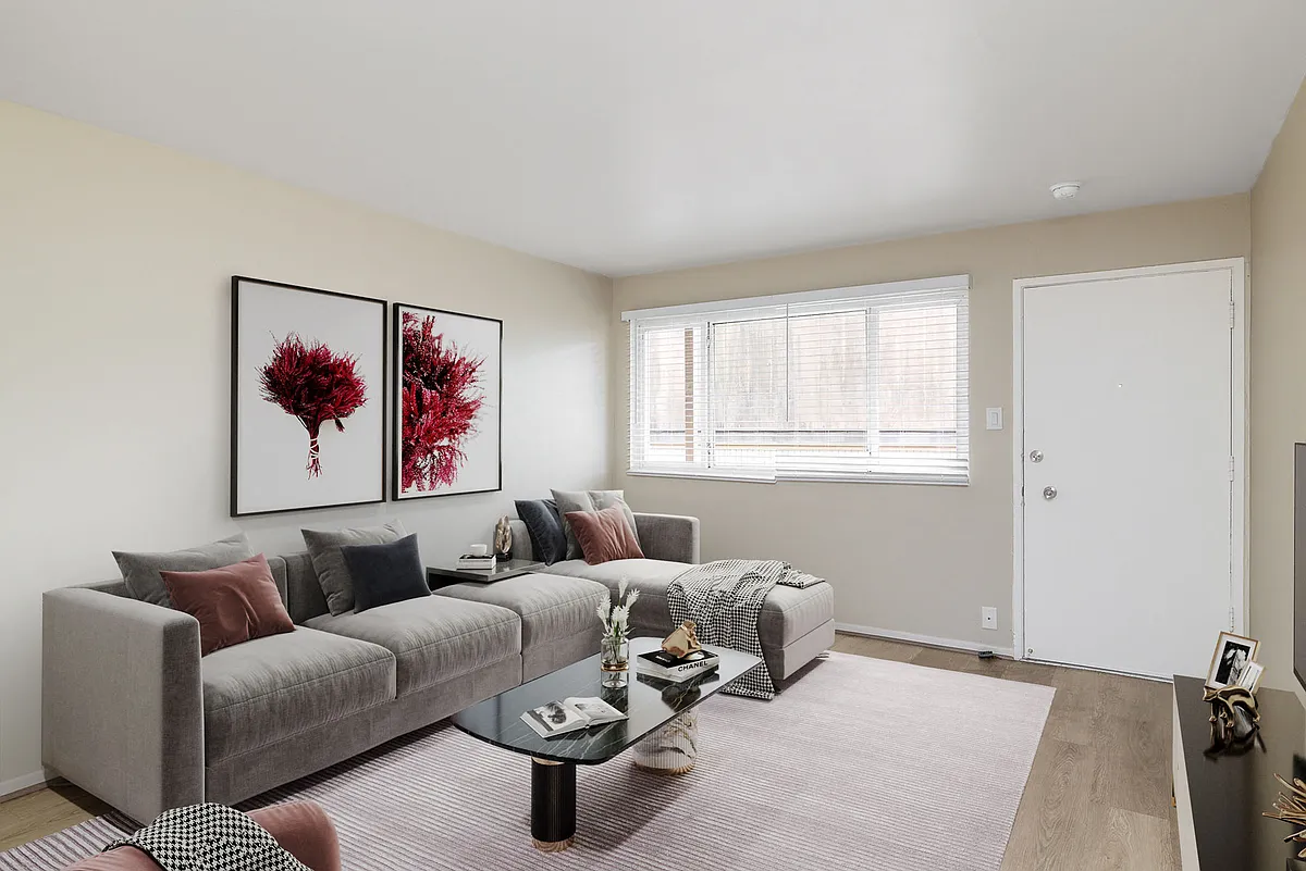 Building Photo - 5519 Mission