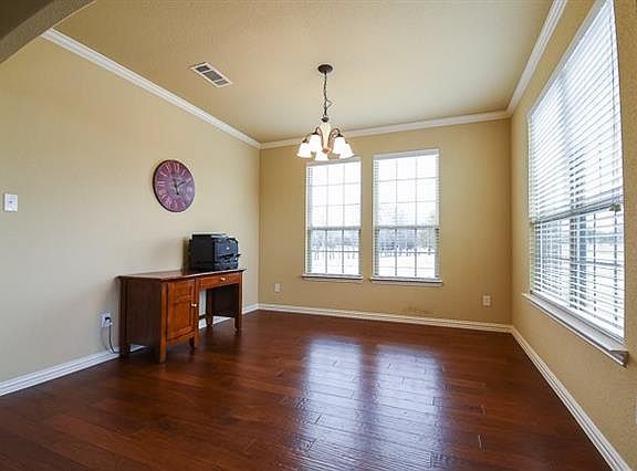 5th image of 422 Fairland Dr