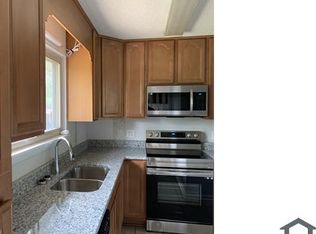 422 Summerview Dr #422, Madison, AL 35758