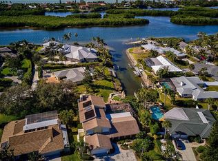 459 S Shore Dr, Osprey, FL 34229