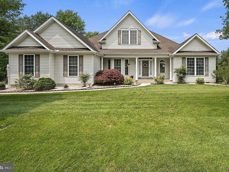 1st image of 96 Pear Blossom Ln