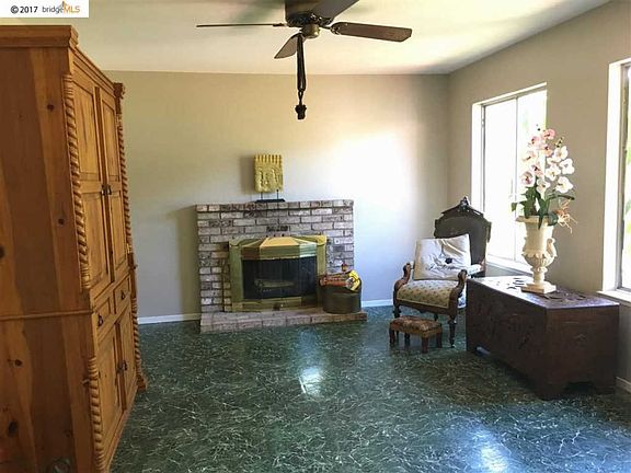 5th image of 6 Parkridge Pl