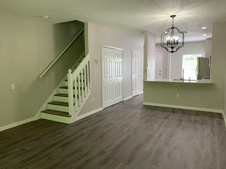 1341 Costa Mesa Dr — Photo 7