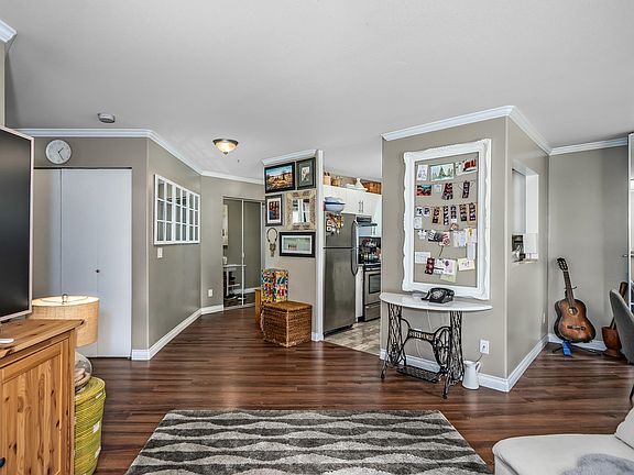 5th image of 27358 32nd Ave #219