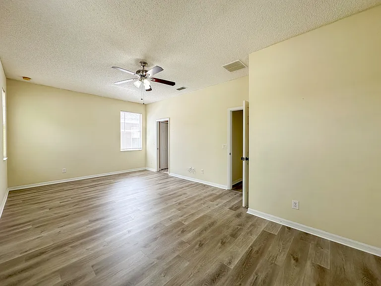 2776 Cabernet Cir — Photo 18