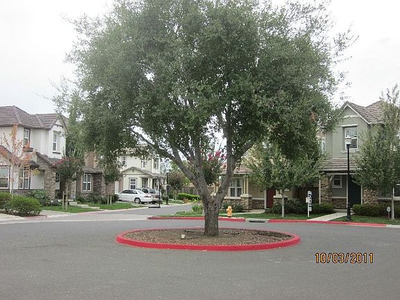 2nd image of 550 Cottage Park Dr