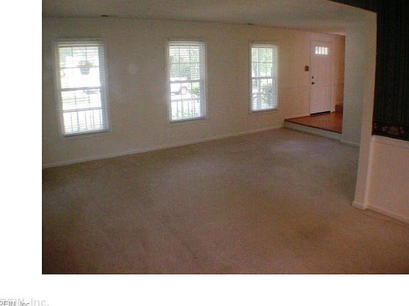 5th image of 1044 Belvoir Ln