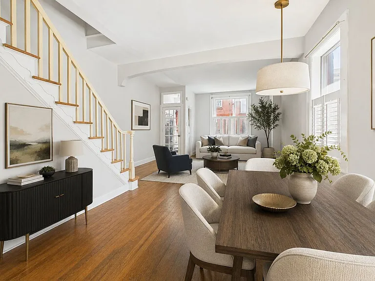 2623 Swain St — Photo 5