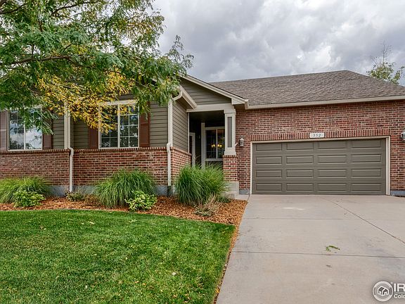 3rd image of 552 Wycombe Ct
