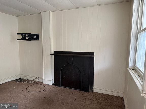 4th image of 148 Lincoln St