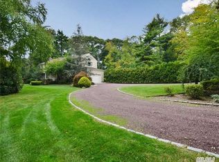 274 Muttontown Rd, Syosset, NY 11791