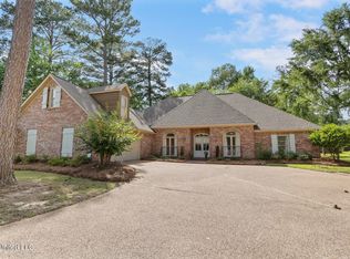 420 Ashbourn Ct, Madison, MS 39110