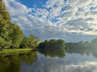 E River Rd, Buchanan, MI 49107