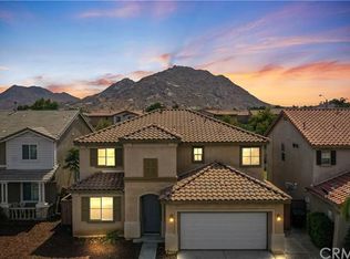 3371 Thistlewood Ln, Perris, CA 92571