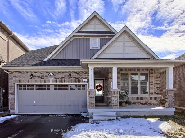 43 Big Canoe Dr, Georgina, ON L0E 1R0