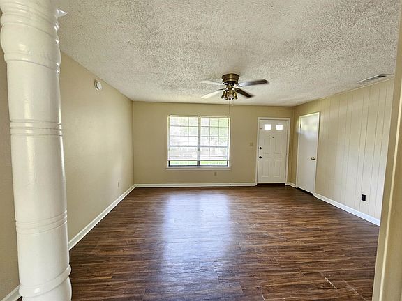 3rd image of 1603 Carolewood Ct #2