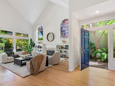 33 Elizabeth Circle, Greenbrae, CA, 94904