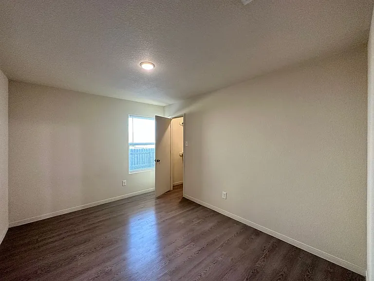 5708 Rustler Dr — Photo 18