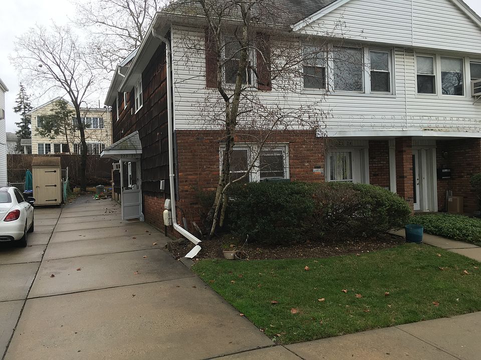 1st image of 22324 56th Rd #1