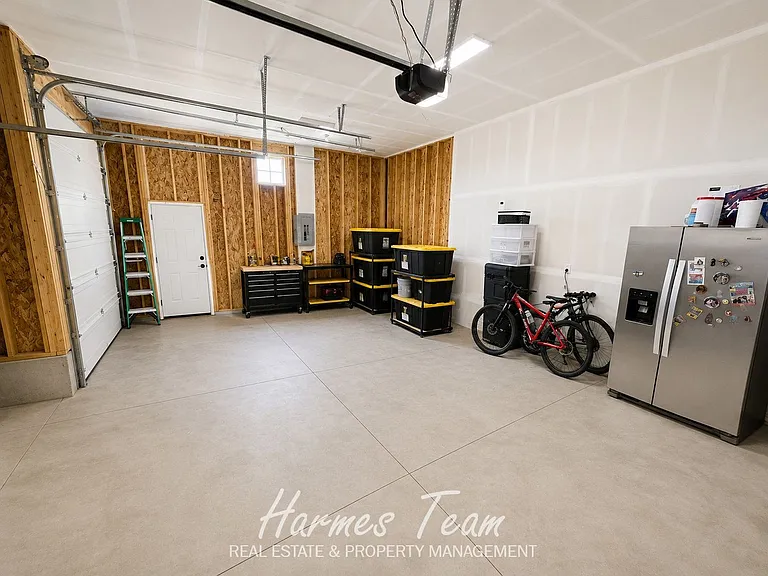 11017 Coastal Hills Ln — Photo 38