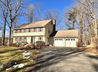 47 Buckboard Ln, Avon, CT 06001
