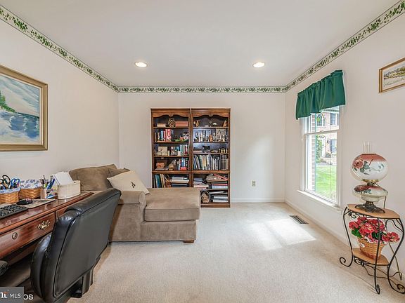 3rd image of 6055 Bridle Ct
