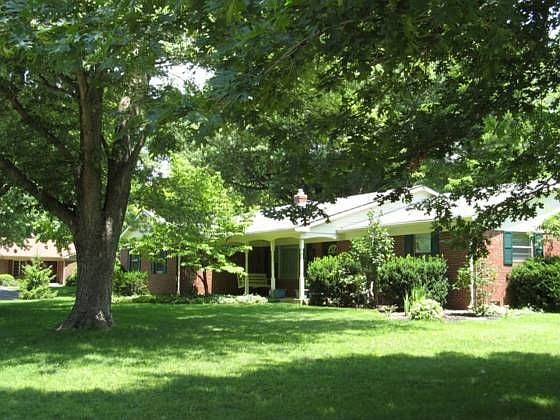 1st image of 649 Folcroft Ct