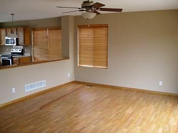 3rd image of 1120 9th Ave Pl SE