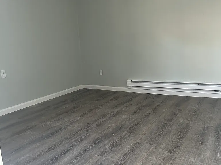 225 Broad St #2 — Photo 2