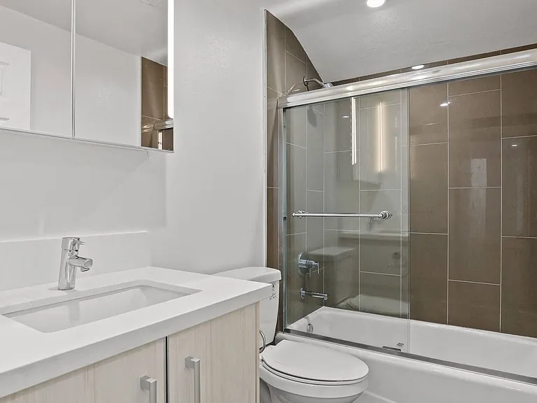 Bathroom with Full-Size Bathtub