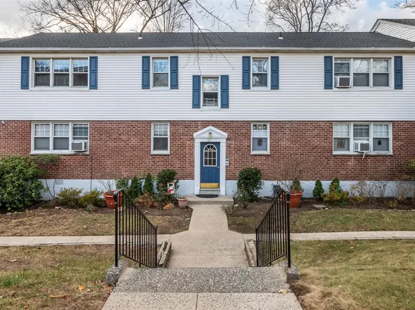 171 Columbus Avenue #2B, West Harrison, NY 10604