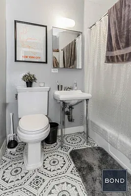 Rented by Bond New York | media 7