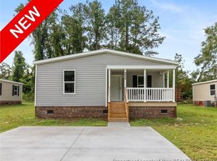 4054 Lodge Dr, Wade, NC 28395